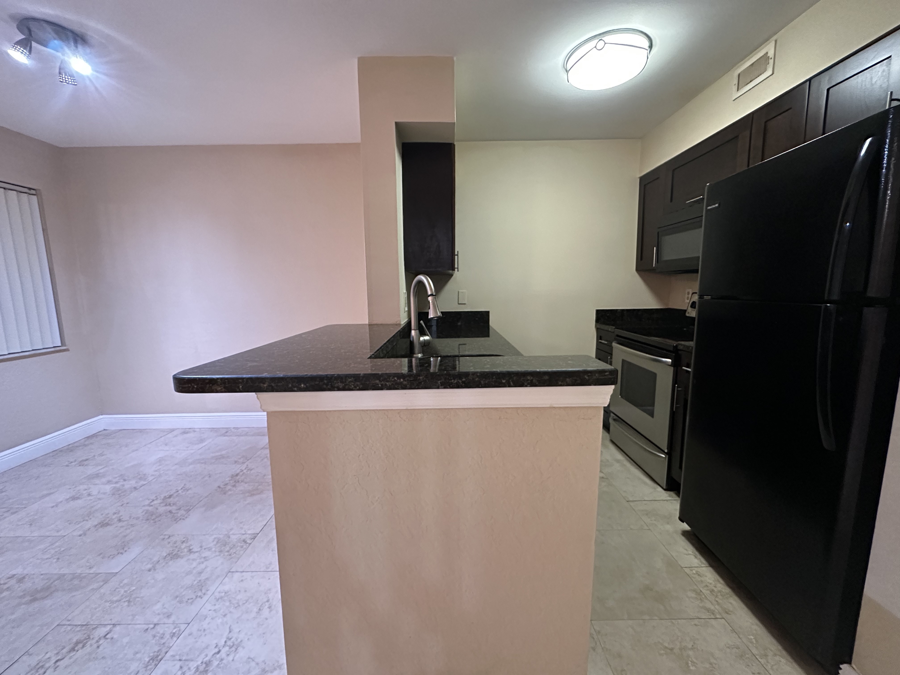 2820 North Oakland Forest Drive #208